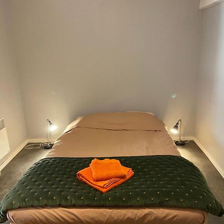 Appartement 3 Pieces Rdc Plein Centre Ville มาร์ซีอัก ภายนอก รูปภาพ