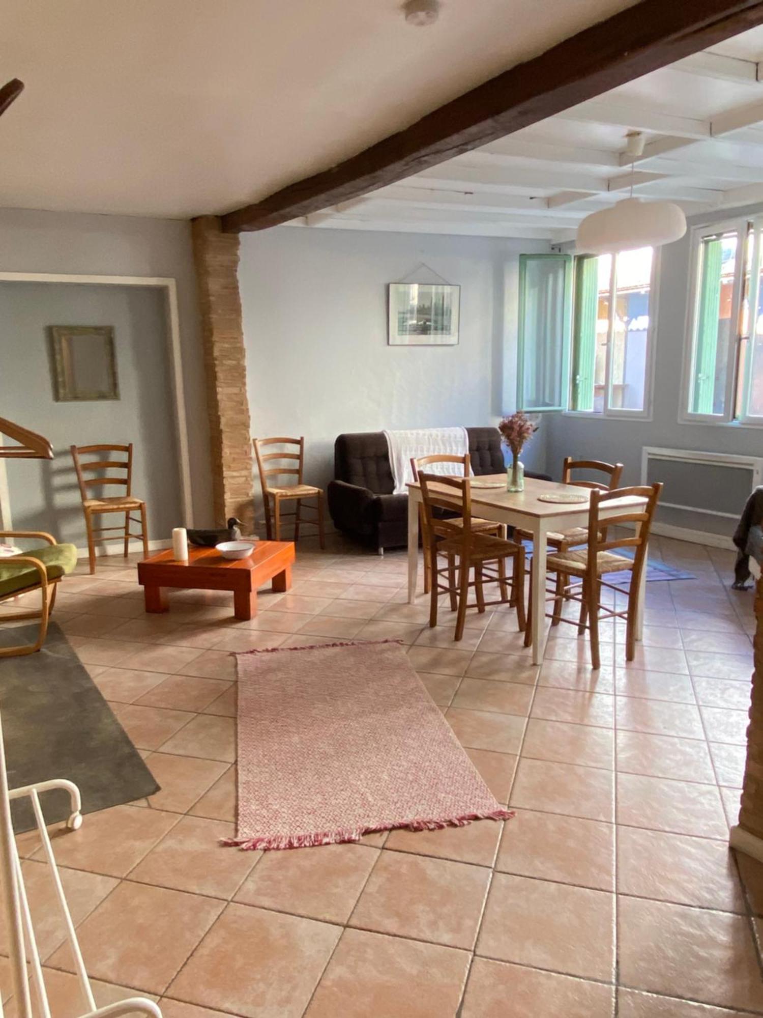 Appartement 3 Pieces Rdc Plein Centre Ville มาร์ซีอัก ภายนอก รูปภาพ