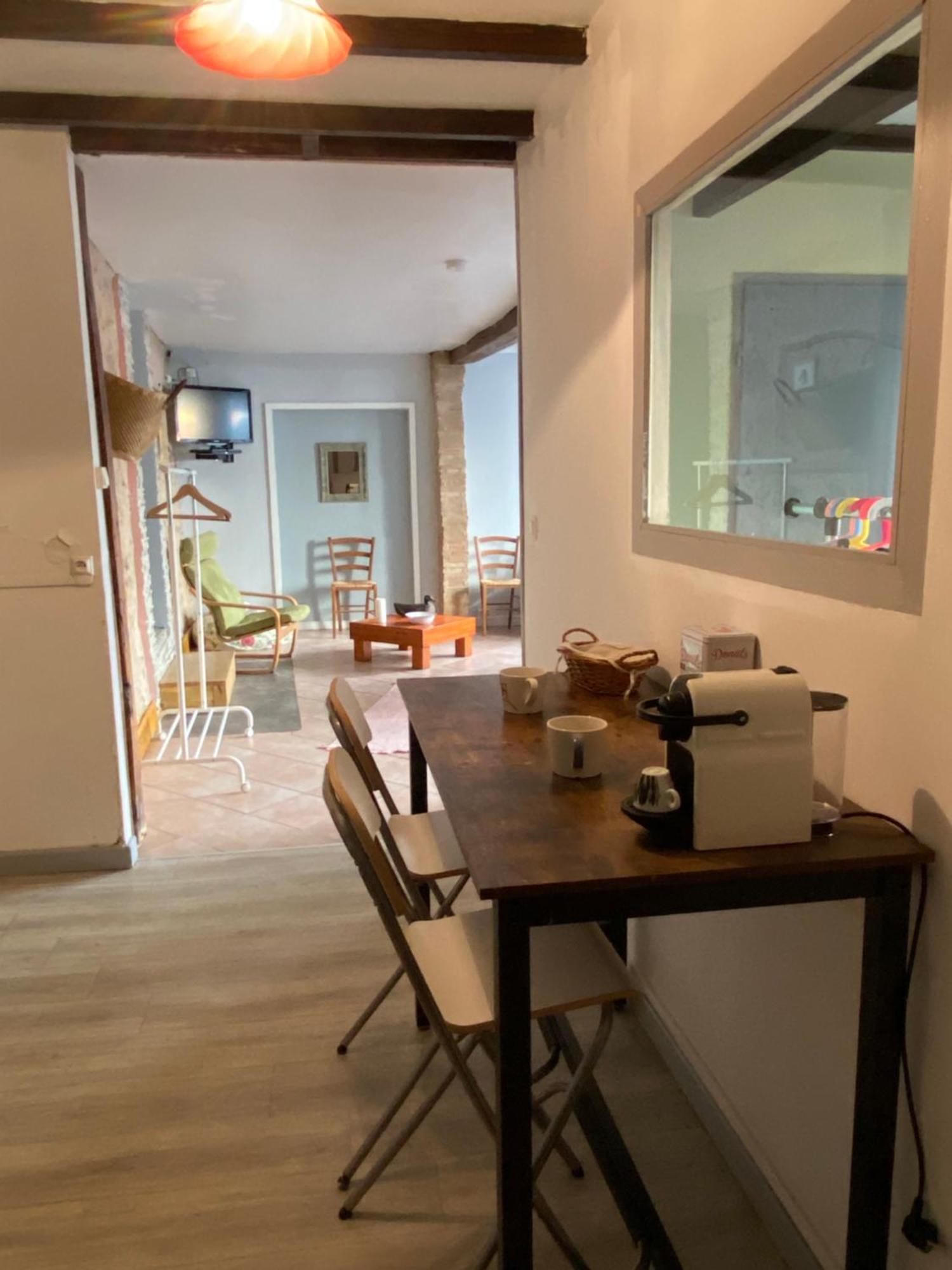 Appartement 3 Pieces Rdc Plein Centre Ville มาร์ซีอัก ภายนอก รูปภาพ